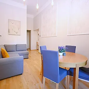 Bezowo-niebieski 3city W Sopocie Z Parkingiem By Renters Apartament